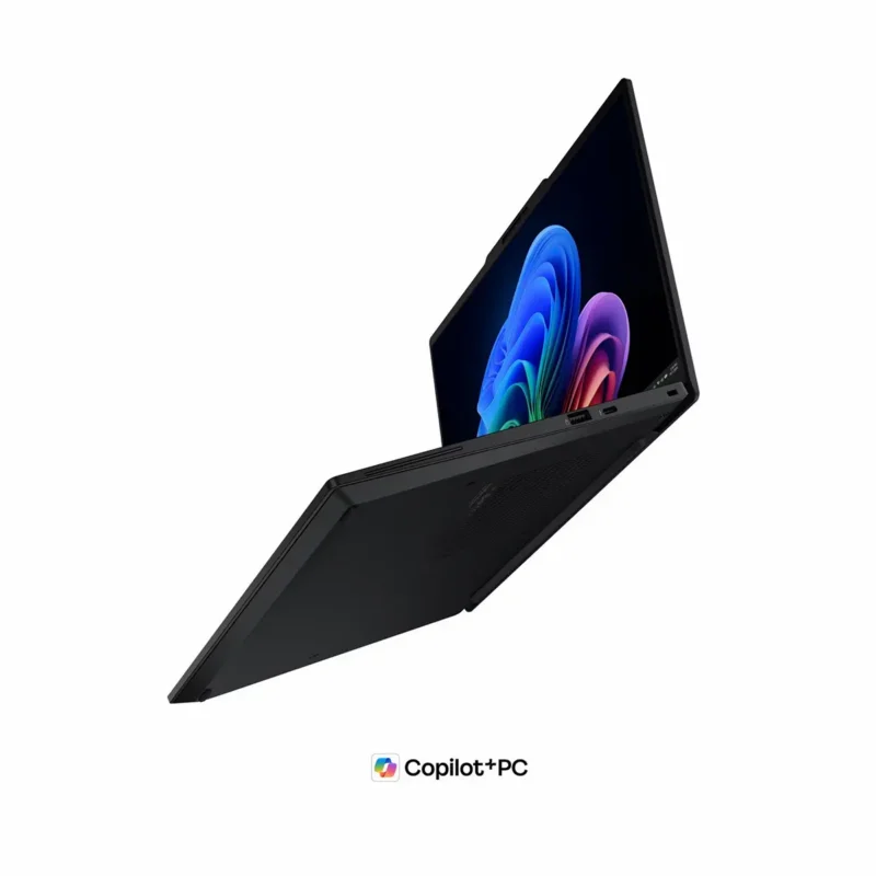 ThinkPad T14s Gen 7 (Intel)-6 ThinkPad T14s Gen 7 (Intel) con teclado español